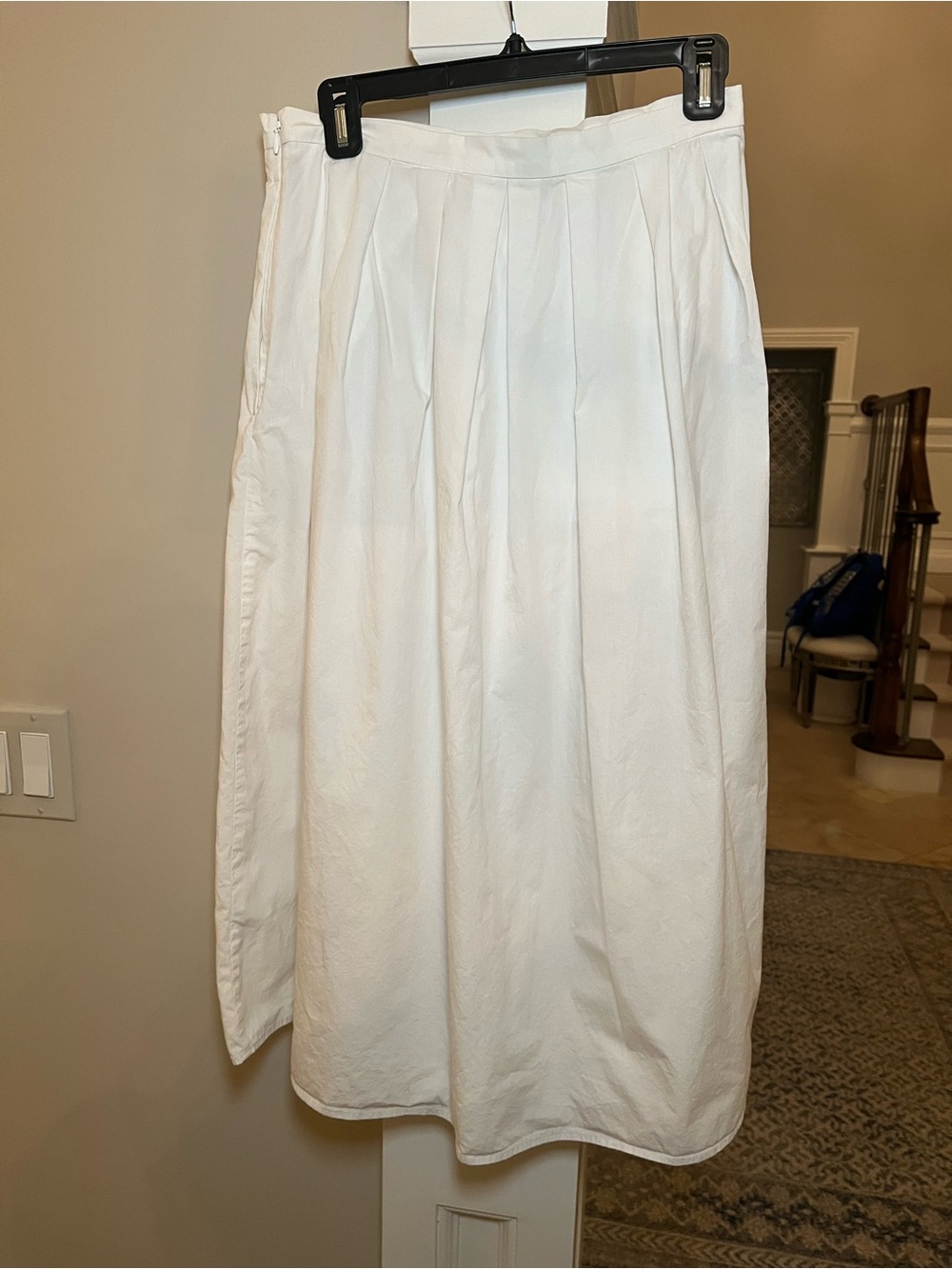 Banana Republic White Pleated Midi Skirt